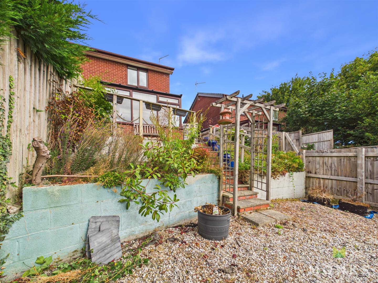 6 Brook Lea Close, Oswestry, SY10 9DA For Sale